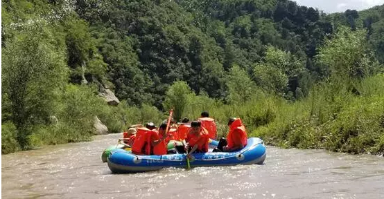 走進(jìn)太行山，親水愛自然