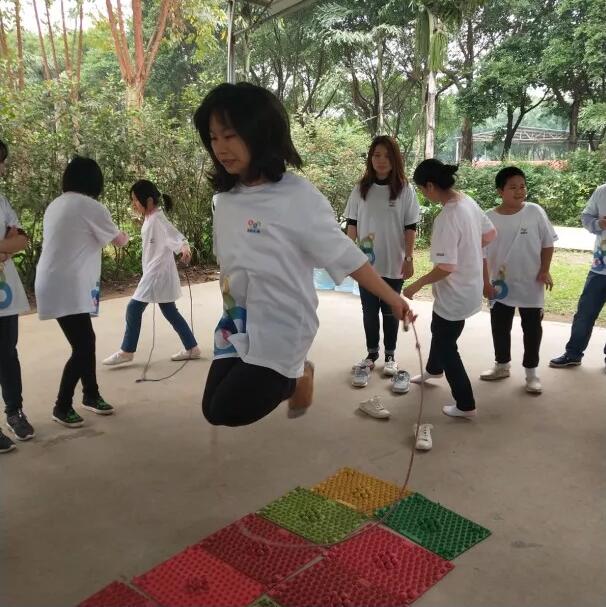 奧鵬教育廣州學習中心秋季學生趣味運動會圓滿結束